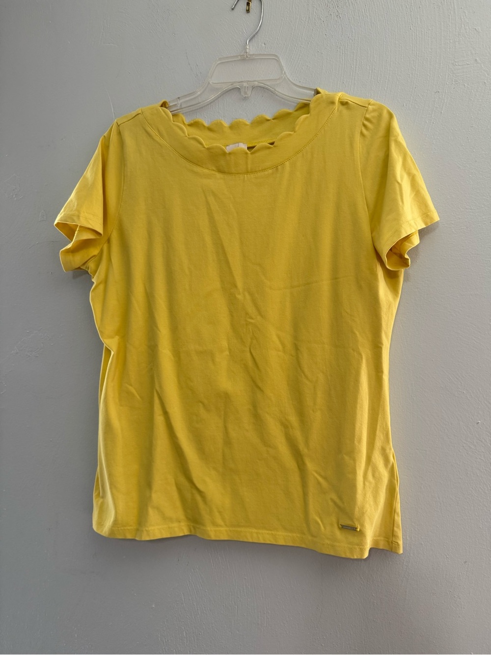 Anne Klein Bright Yellow Scallop Neck Short Sleeve Top